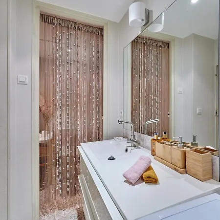 Апартаменты Bord De - Vue Трувиль-сюр-Мер